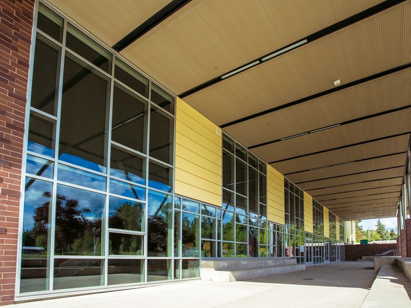 Islander Middle School, Mercer Island Mission Glass